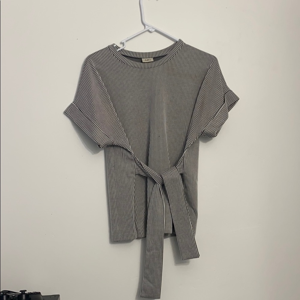 Women’s shirt